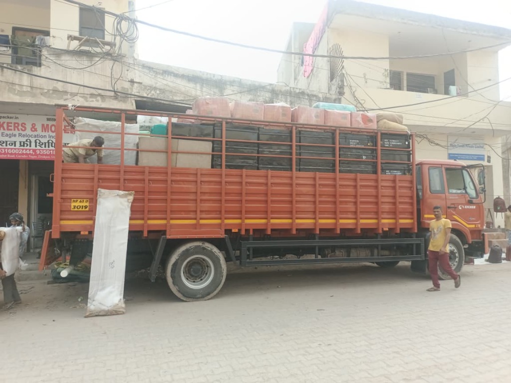 Loading & Unloading Services image 4